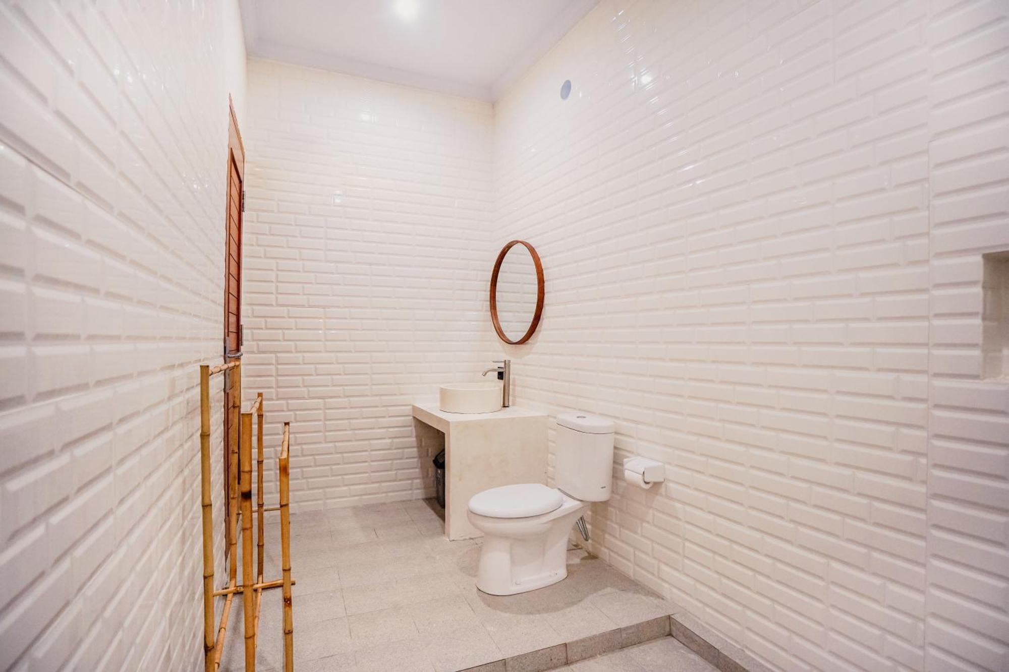 Pondok Yogi Guest House Canggu ภายนอก รูปภาพ